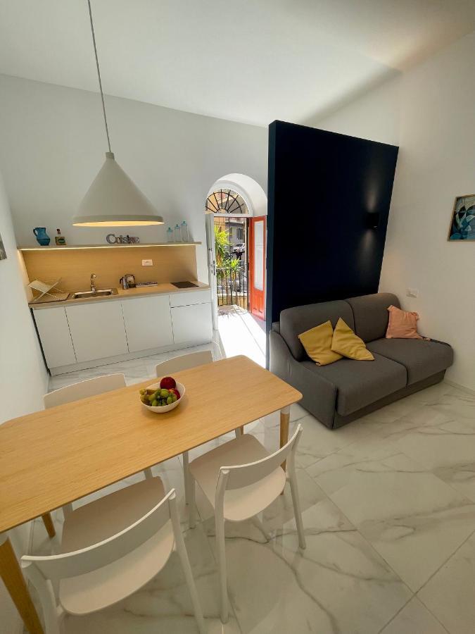 Pierrot E La Luna House Salerno Centro Eksteriør bilde