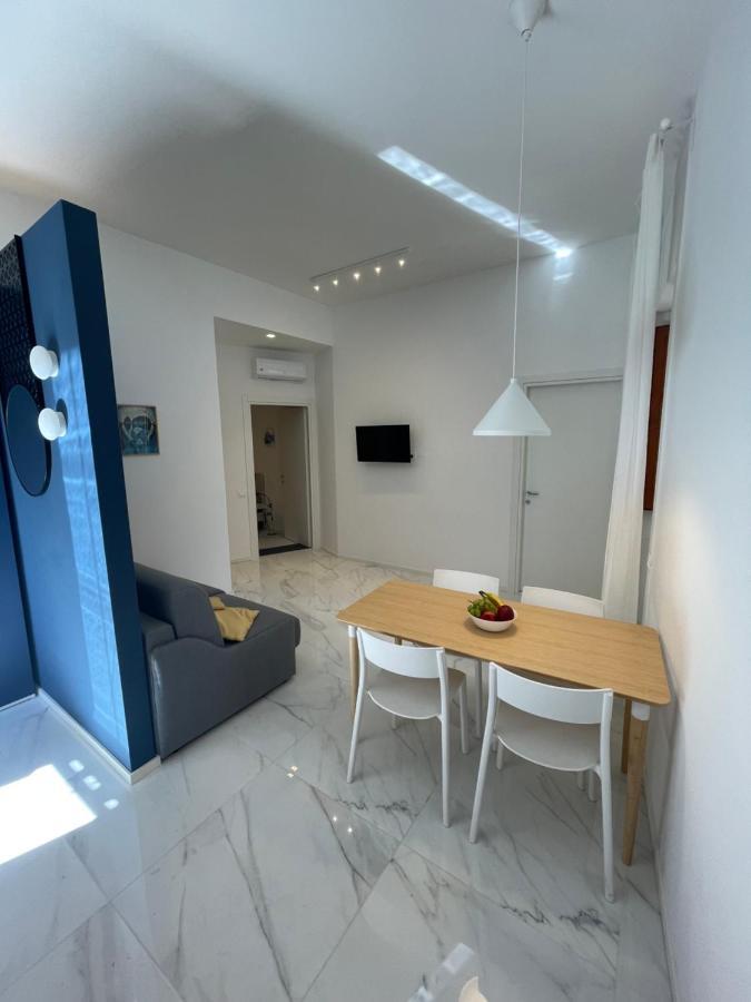 Pierrot E La Luna House Salerno Centro Eksteriør bilde